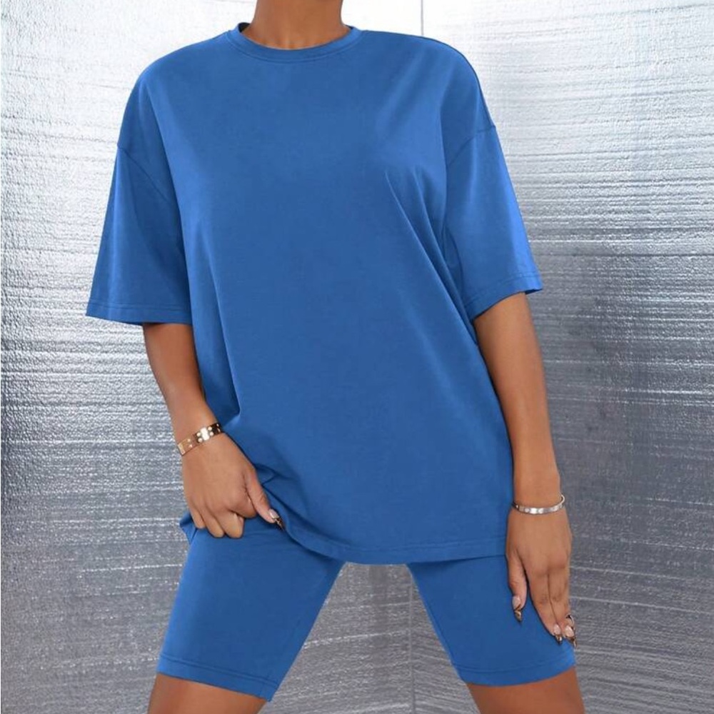 2 PC SET Oversized Solid T-Shirt and Comfy Shorts Coordinated Set black avail.